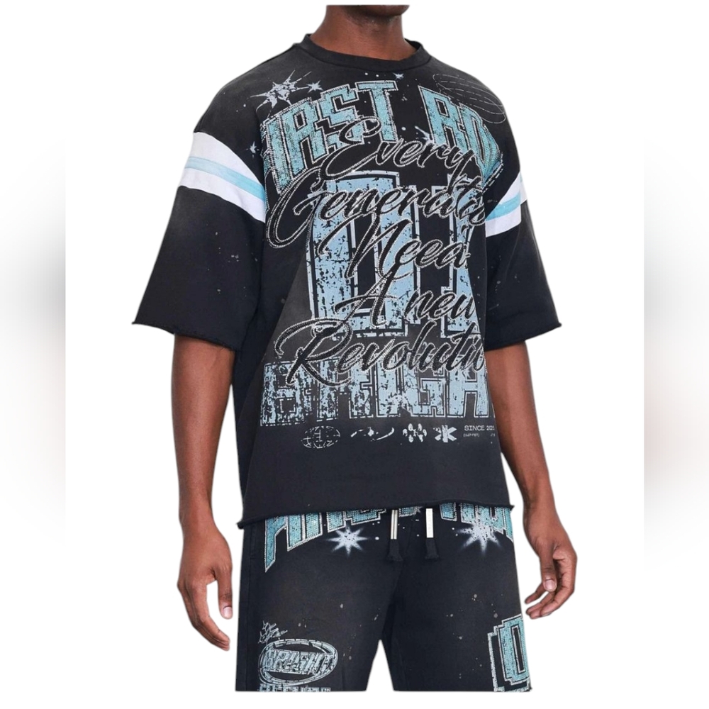 First ROW T-shirt With Matching Shorts Set Mens  size Small NWT